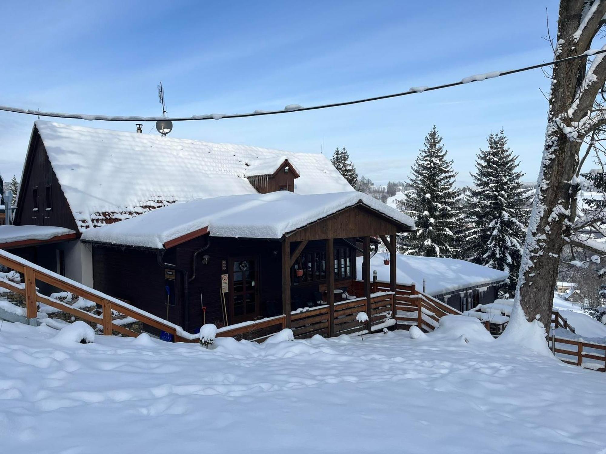 Penzion Harry Na Sjezdovce Krkonose Vysoke nad Jizerou Ngoại thất bức ảnh